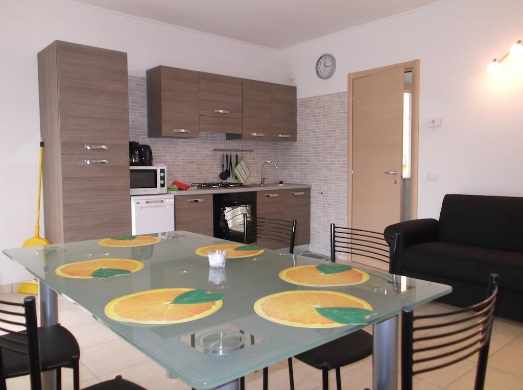 Villa Oliveto Apartments Oliveto Lario Pokoj fotografie